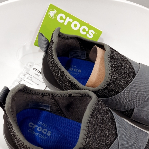 Crocs Swiftwater Cross Straps Pull-on Black  Gray color #6 - Picture 8 of 13